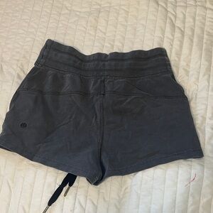 lululemon athletica Women's Charcoal Shorts Charcoal